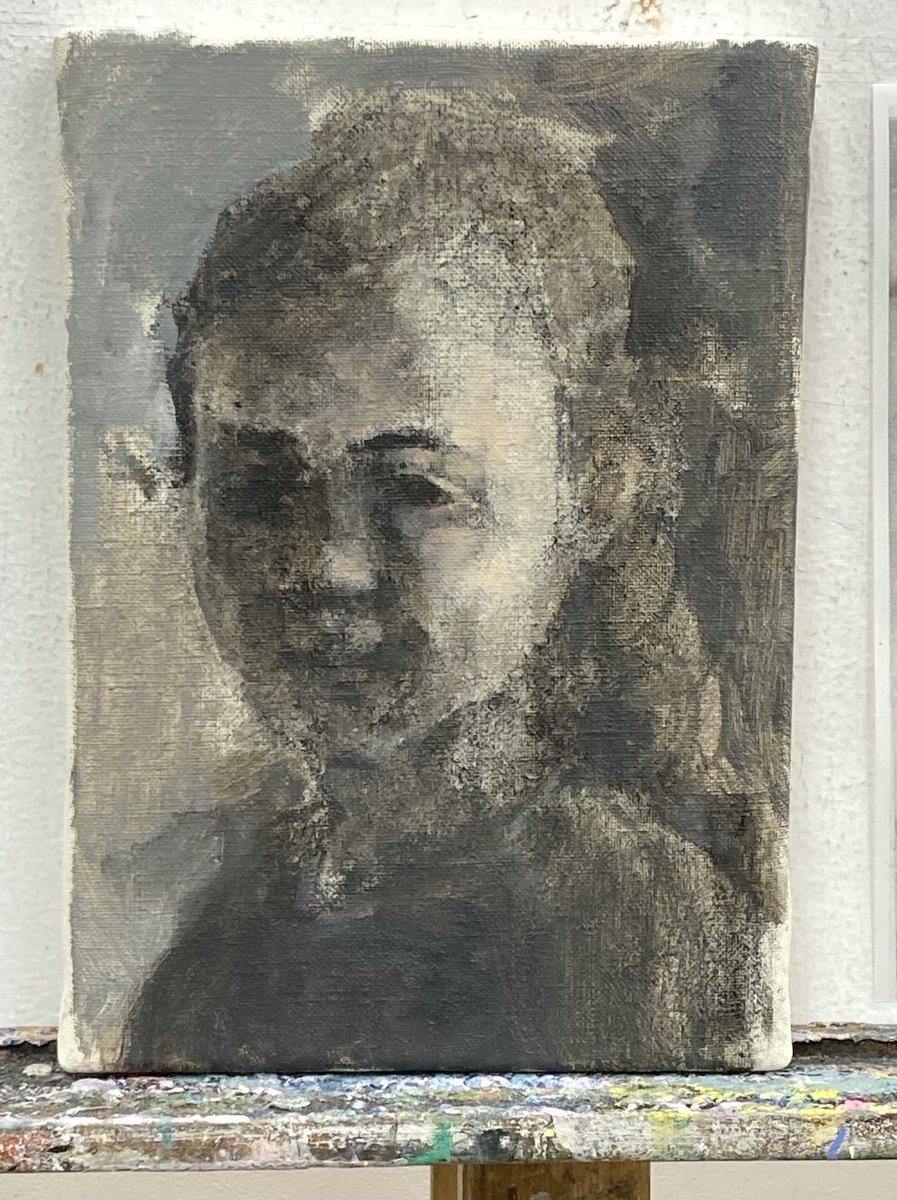 hzT4SgiydabkArh's tweet image. 「ガザの少女」(仮題)
　制作中　22.7×15.8

木炭デッサンの次は、木炭に近い色合いで明暗を描いた。
さらにその後は、少し肌の色を感じさせるように油彩でのデッサンを進めた。
楽しい画面上でのやりとりはまだまだ続く😊

＃油彩　＃SM
＃StopGazaGenocide
＃タックス・ザ・リッチ
＃平和と暮らし