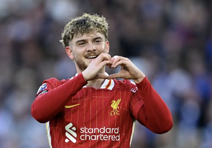 EPLManiacom's tweet photo. Liverpool shouldn’t be handing out favours to Aston Villa.

The £35m Harvey Elliott clause was agreed in good faith last summer and Villa’s problems are self-inflicted. From Liverpool’s view, this is business — not charity.

#LFC #HarveyElliott #AVFC #PremierLeague #Transfers #YNWA 

https://t.co/x0zT7U1Jy1
