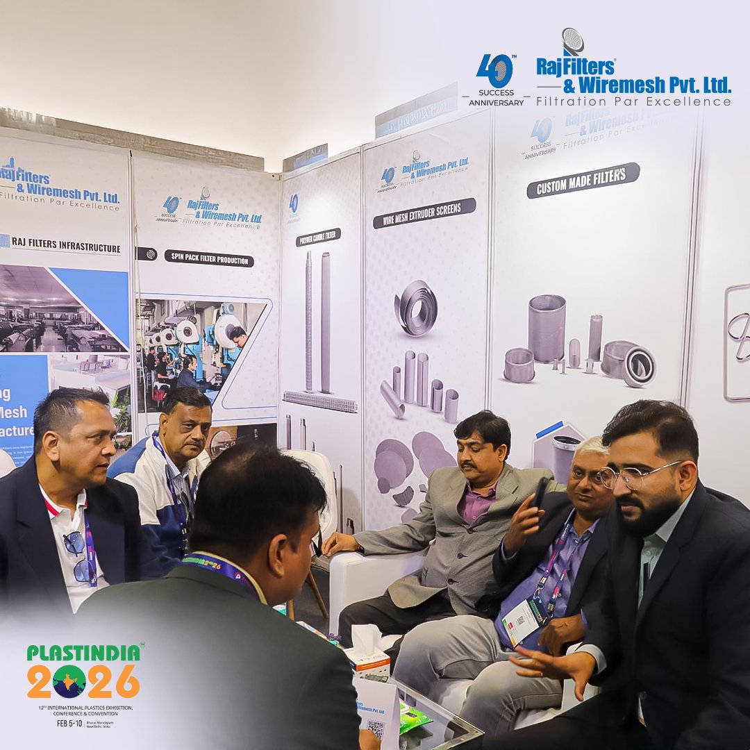 RajFilters's tweet photo. Every manufacturer has challenges. 
But very few of them get practical solutions.
 
𝐃𝐚𝐲 2 𝐚𝐭 𝐏𝐥𝐚𝐬𝐭𝐢𝐜 𝐈𝐧𝐝𝐢𝐚 2026, we focused on listening first because real solutions start with real conversations.
 
#Day2 #PlasticIndia2026 #ManufacturingTalks #PlasticIndustry https://t.co/AaEBhMBfRZ