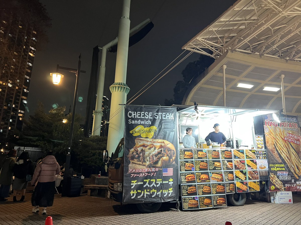 本日のCD販売ですが、キッキンカー横のスペースにて行います！🙇‍♂️