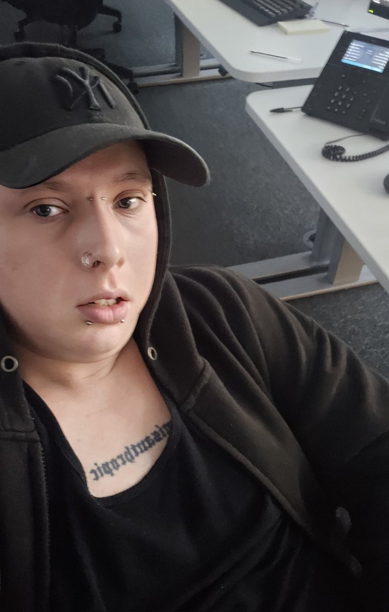 rainy saturday at work

i've been awake since 1am