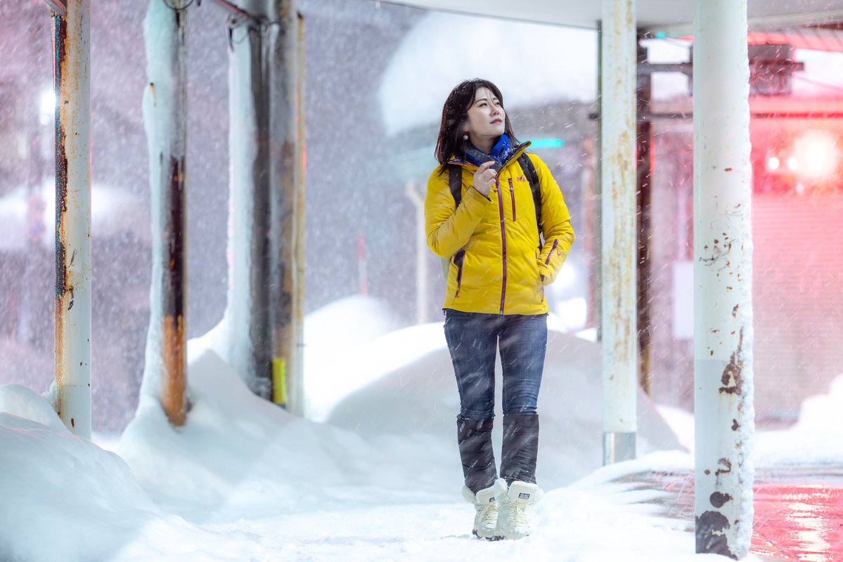 BondsSam's tweet image. 街中にも容赦なしに雪は降り積もる
Model : Midori Saito