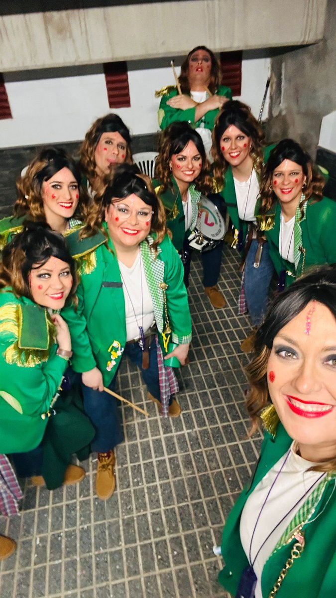 Las Jorobadas 🐪 tweet media