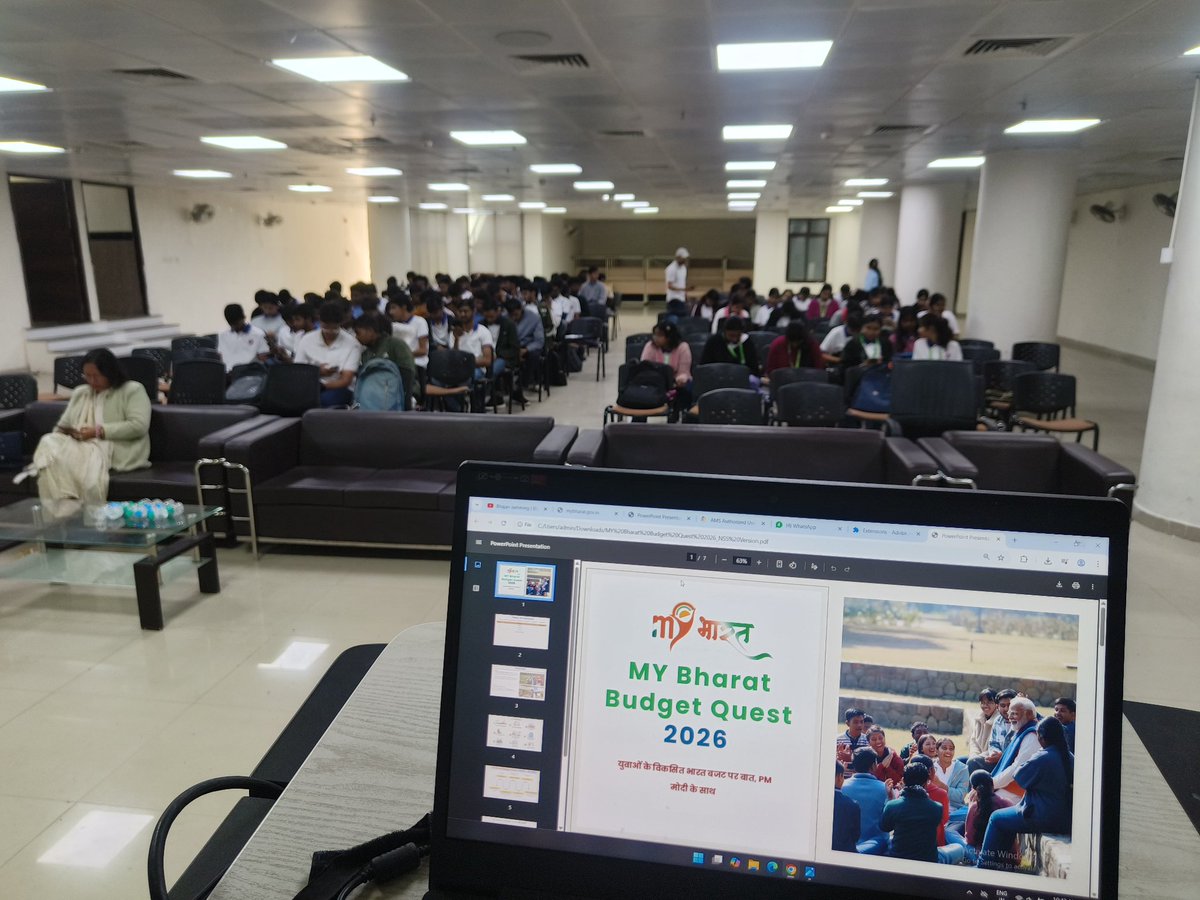 RLBCAU_NSS's tweet photo. NSS Units 1 &amp; 2 of RLBCAU, Jhansi organised workshops on the MyBharat Budget Quest 2026 and encouraged youth to ensure maximum participation.
#MYBharat #unionbudget 
@NSSRDUPUK @_NSSIndia @YASMinistry https://t.co/8XJ0gxo4cg
