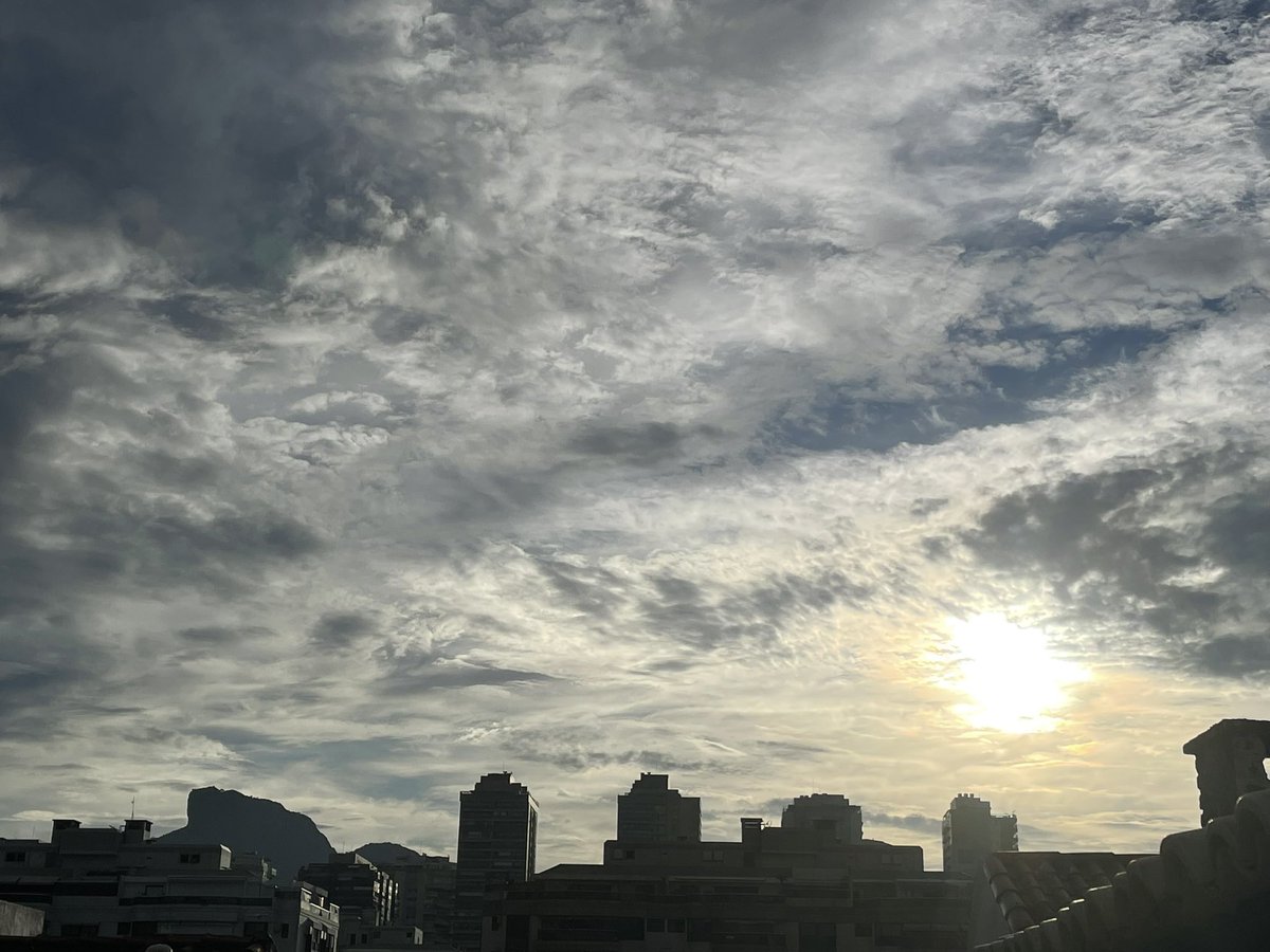 Reipell's tweet image. Bom dia, Esquerda!