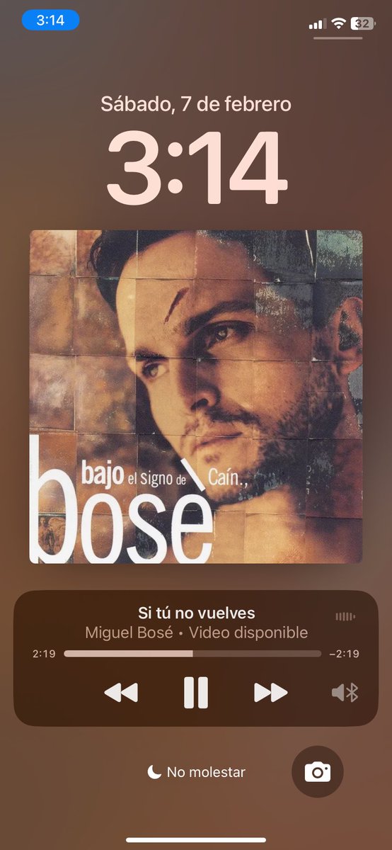 maiaaaagv's tweet photo. y después de varios meses mis noches siguen sonando así 🔫 https://t.co/SpF1CRoktD