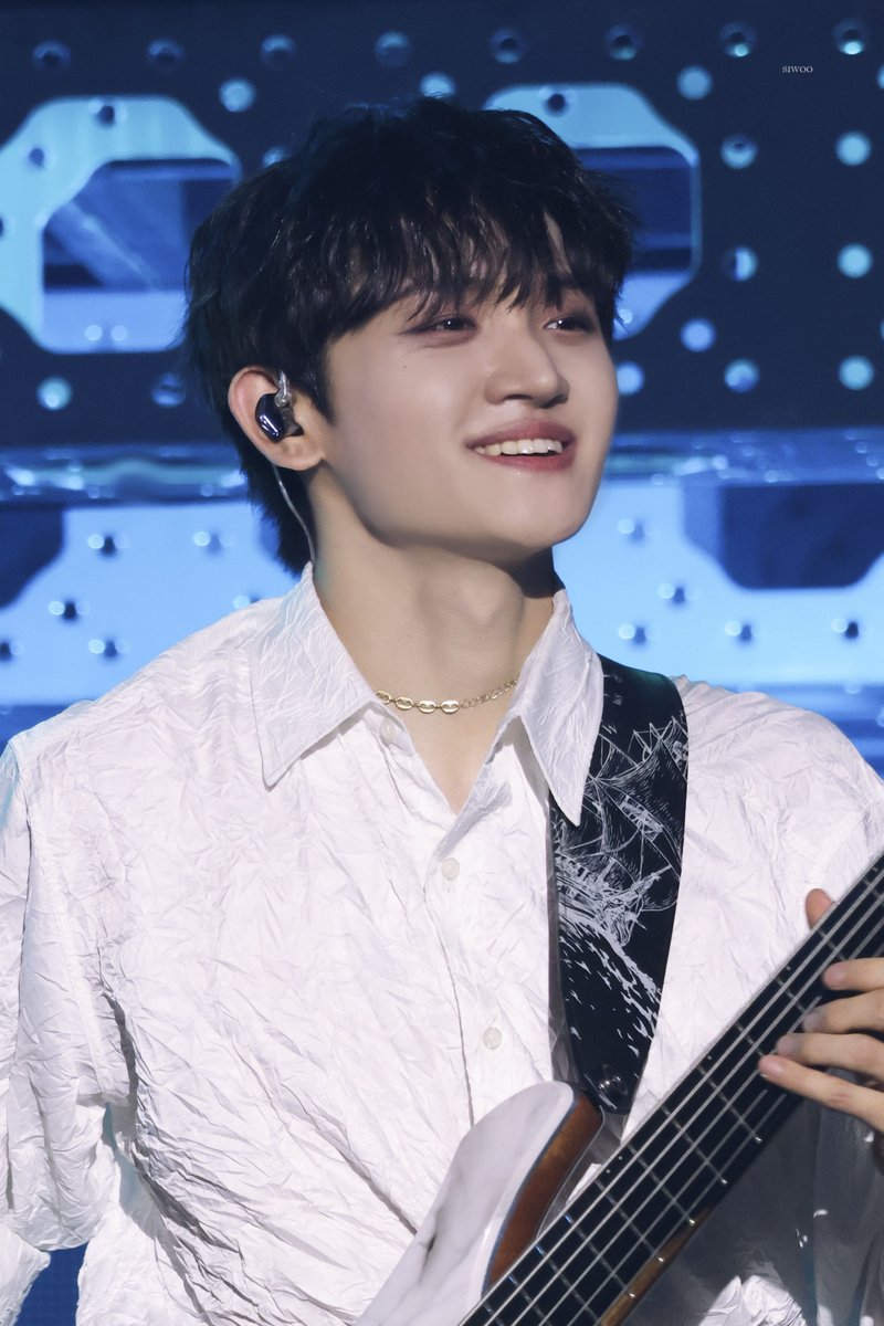 시우 🌧️ tweet media