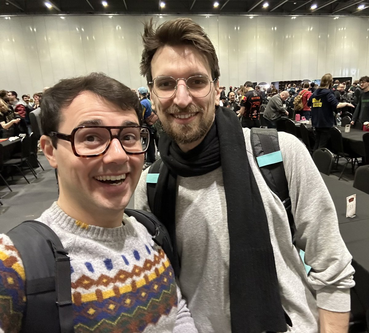 755 players for Calling London, it’s the first FaB event for <a href="/Tommy_T_T/">Tommaso Turchi</a> and he won Round1!!! 🥳🥳🥳 (and I lost it 😭😭😭). It’s 9 Rounds today and we need 7-2 to advance to Day2! #fabtcg <a href="/fabtcg/">Flesh and Blood</a>