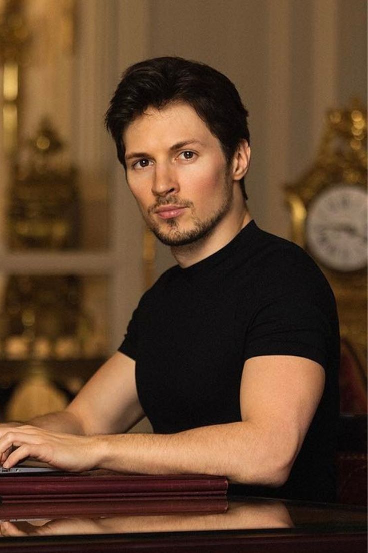 AlphaIndextz's tweet image. Social Media Founders &amp;amp; Launch Years:

🇺🇸 Facebook — Mark Zuckerberg (2004)  
🇺🇸 YouTube — Chad Hurley (2005)  
🇺🇸 X (Twitter) — Jack Dorsey (2006)  
🇺🇸 Instagram — Kevin Systrom (2010)  
🇨🇳 TikTok — Zhang Yiming (2016)  
🇺🇸 WhatsApp — Jan Koum (2009)  
🇺🇸 LinkedIn — Reid Hoffman…