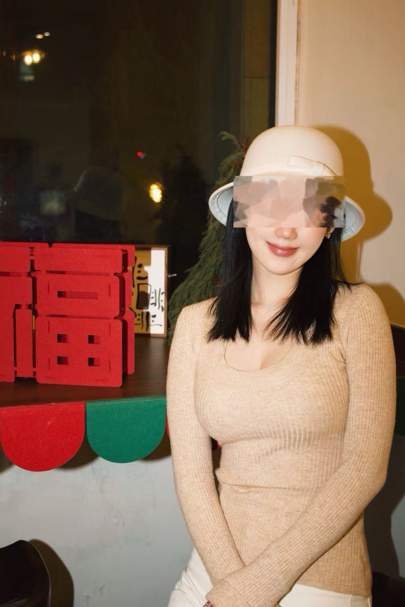 坐标山东
M/25 | 163 | 96
温婉甜妹，找个绅士礼貌的搭子