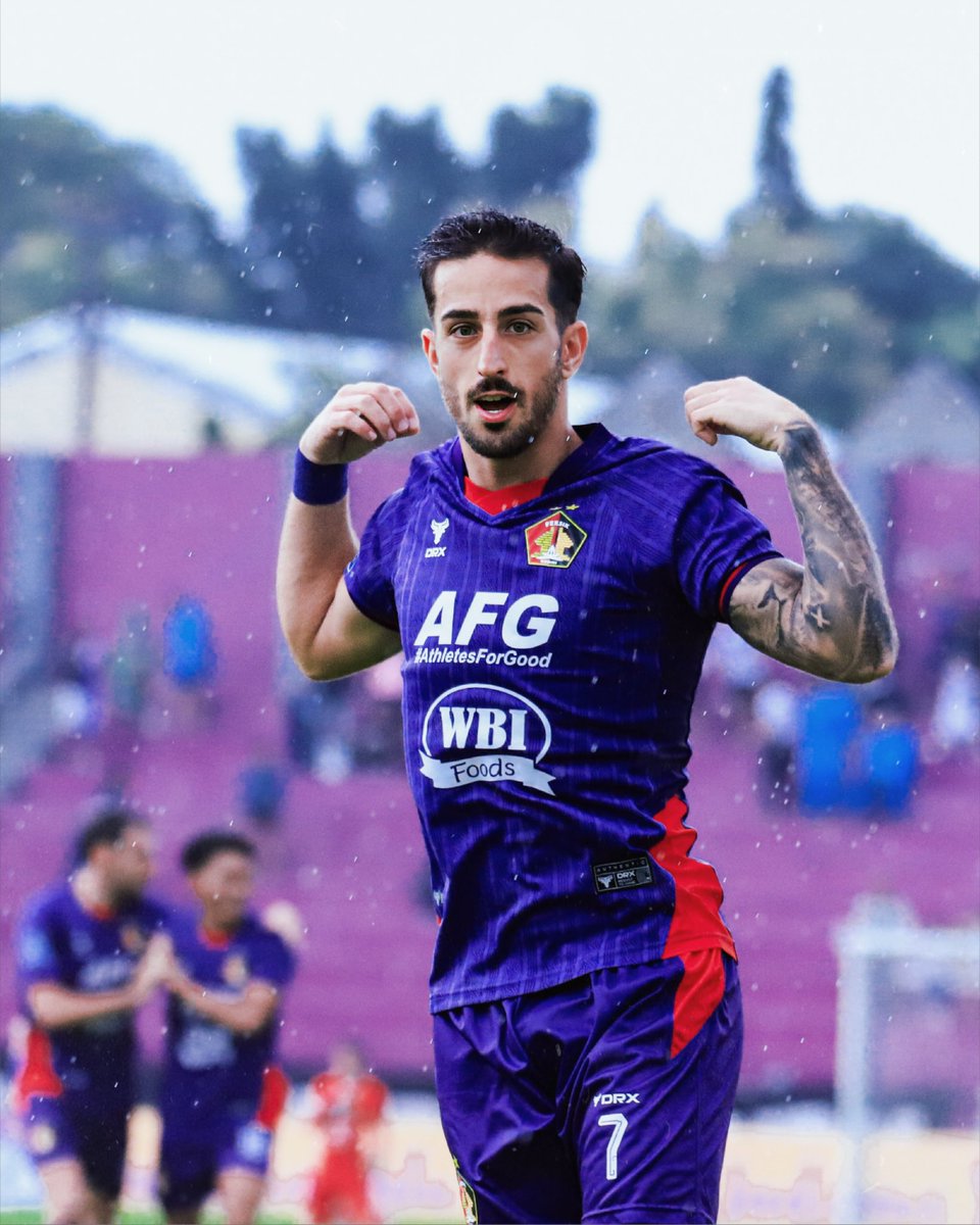 Persik Kediri tweet media