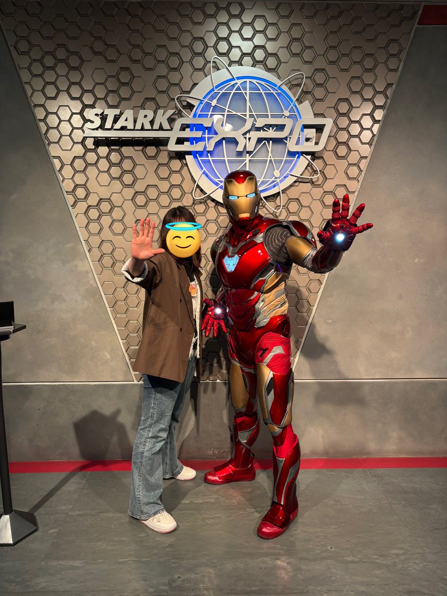 アイアンマンのツーショ会(ただのミーグリです。)行ってきた！

これまた同じところ。
私アイアンマン全然知らないんよww

ほんまにごめん。