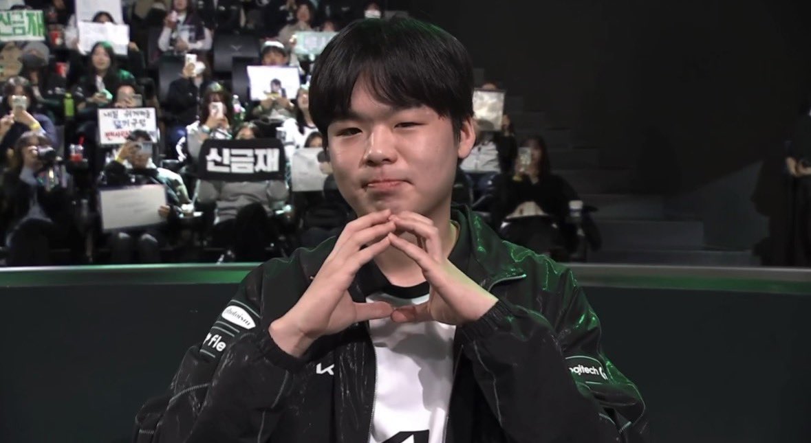 DplusKia's tweet image. Debut 3000days of ShowMaker