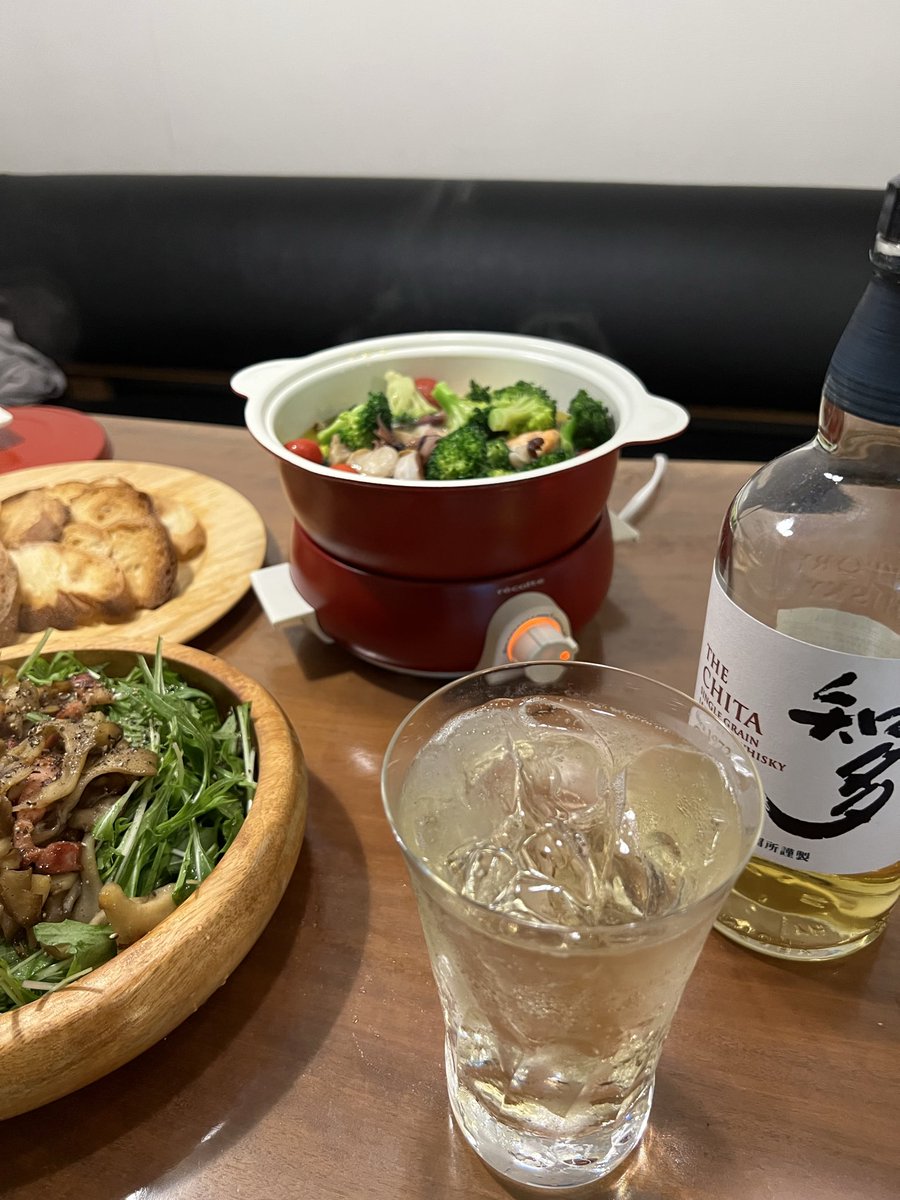 残したキボシ眺めて留守番🍺