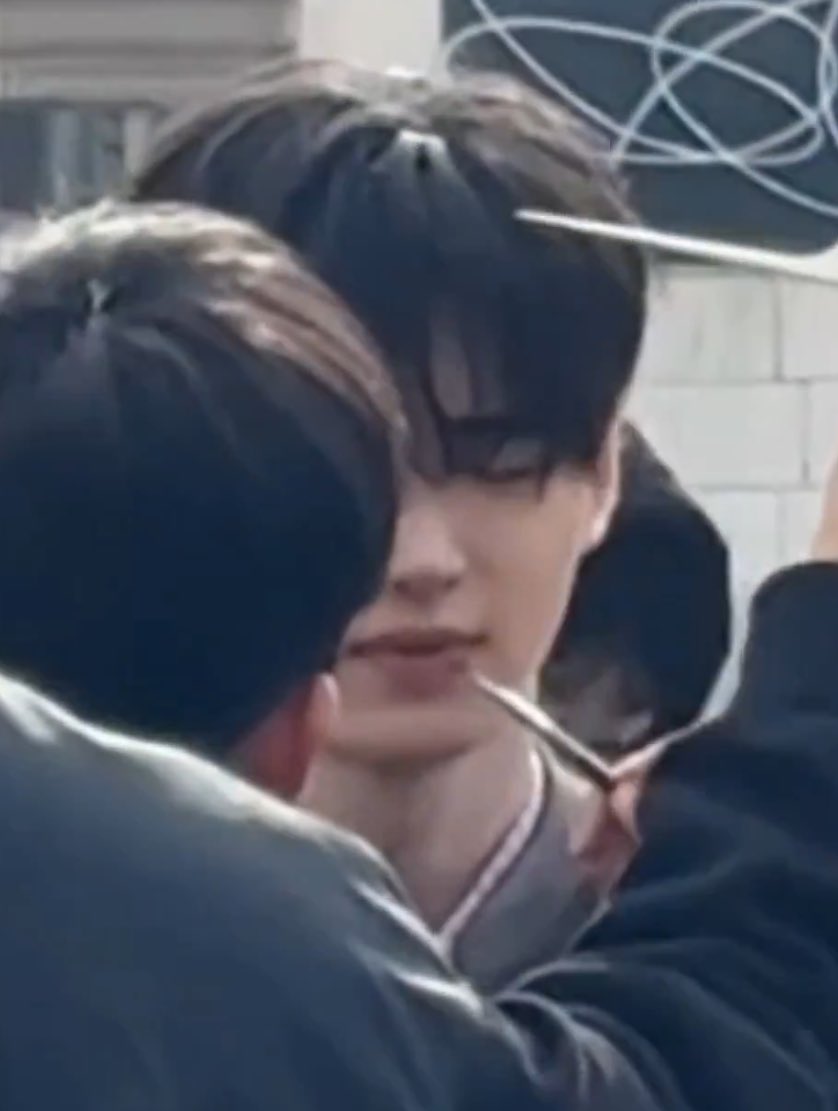 หลับตาปี๋😣