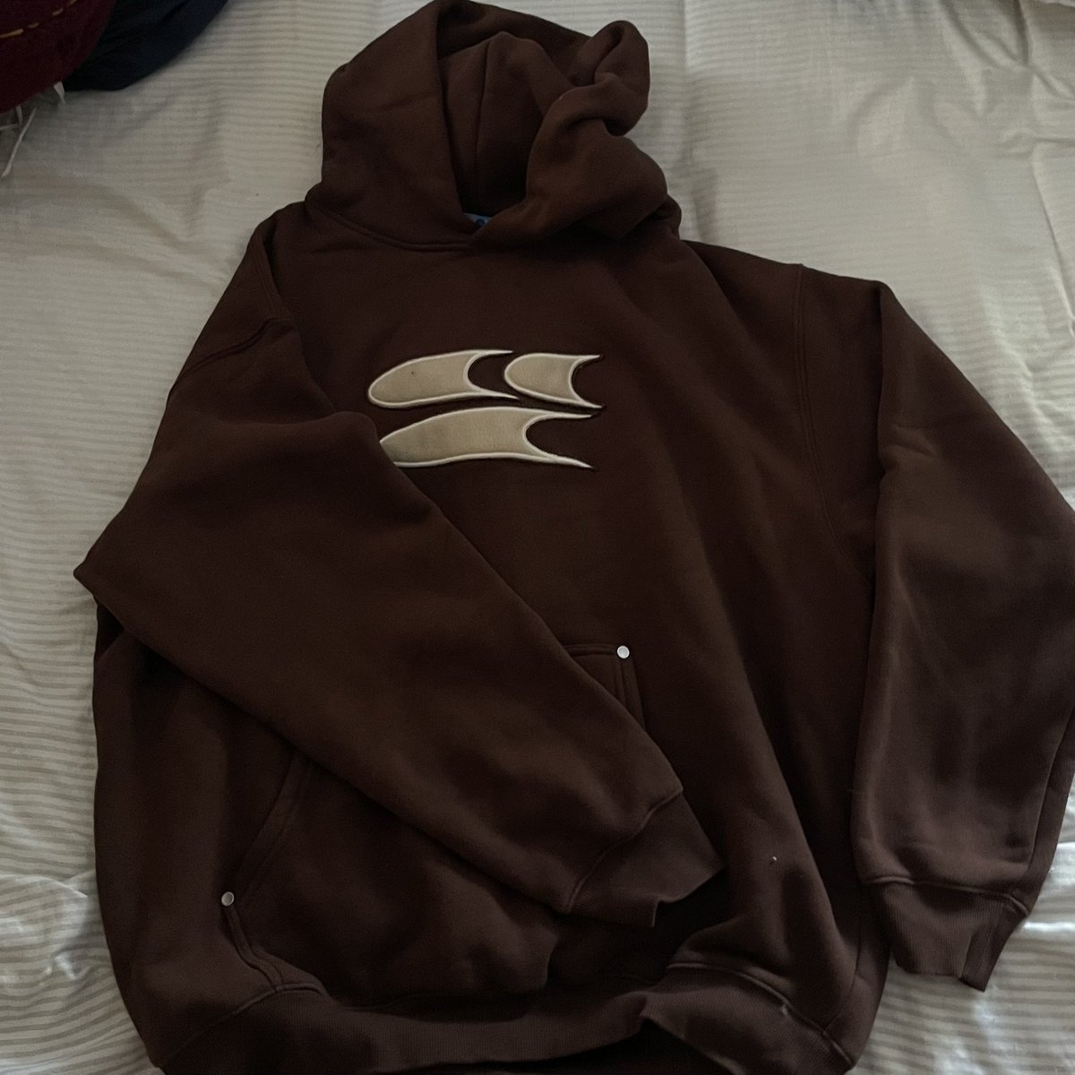 mamaya_p's tweet photo. ส่งต่อ crying center hoodie  size S 
700 ส่งฟรีพร้อมโอนลดได้อีก

Iris studio size S (บราซับใน) 
600 ส่งฟรีพร้อมโอนลดได้อีก
ทักมาขอดูเพิ่มเติมได้ค่ะ 

#เสื้อผ้ามือ2 #Cryingcenter #ส่งต่อcryingcenter #irisstudio https://t.co/SfihG9UMbb