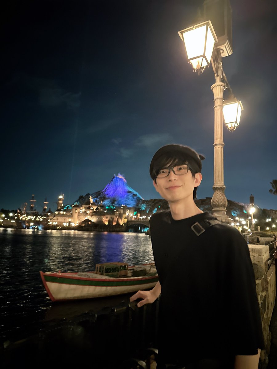 naruki_paragon's tweet photo. こちらは四季折々の彼氏すぎると話題のなるきさんです。 https://t.co/sc7xJnrYO9