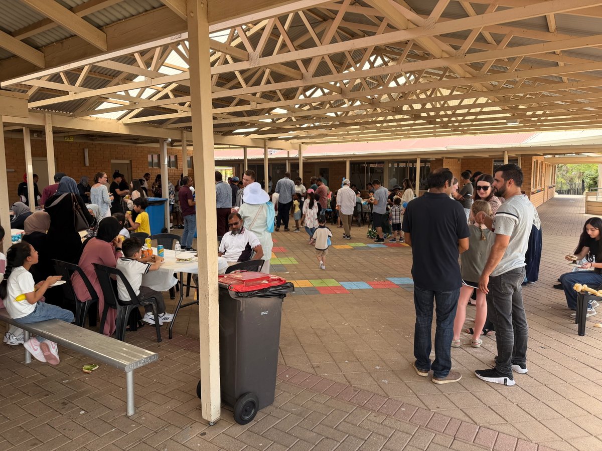 Thank you to all our new families and staff for joining us at our annual Welcome BBQ! We loved kicking off the school year together and are so excited to have you as part of our school community 🩷