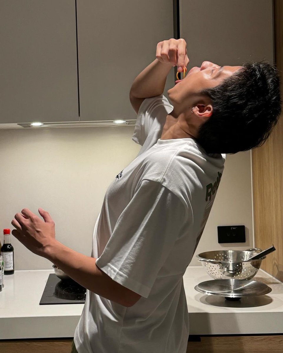 BAKMi iS TiRED!🍜 tweet media