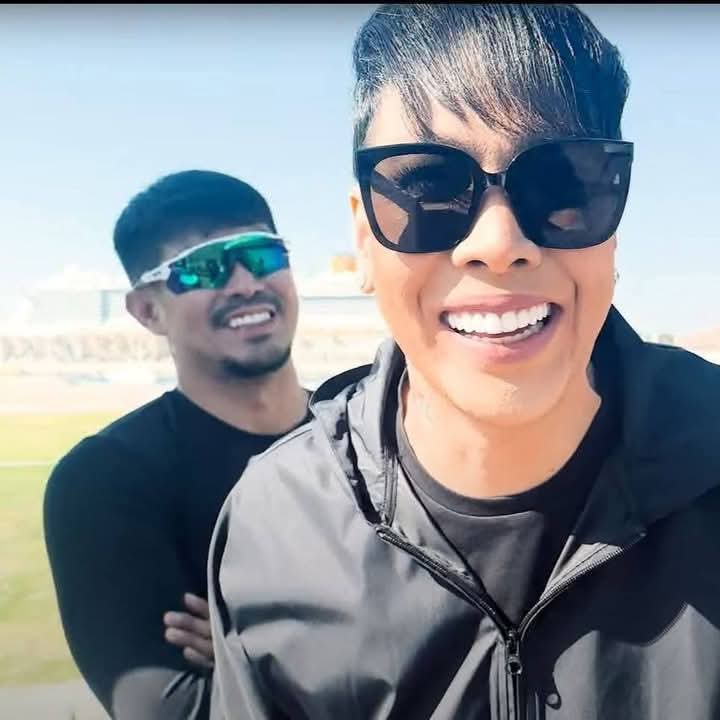 Blue Pink Orange tweet media