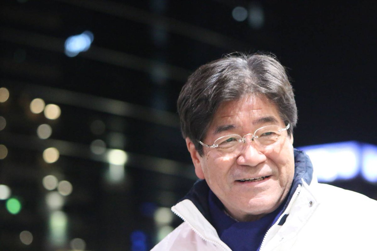 今回の選挙期間、マフラーを着けていました。 それは息子夫婦と孫から