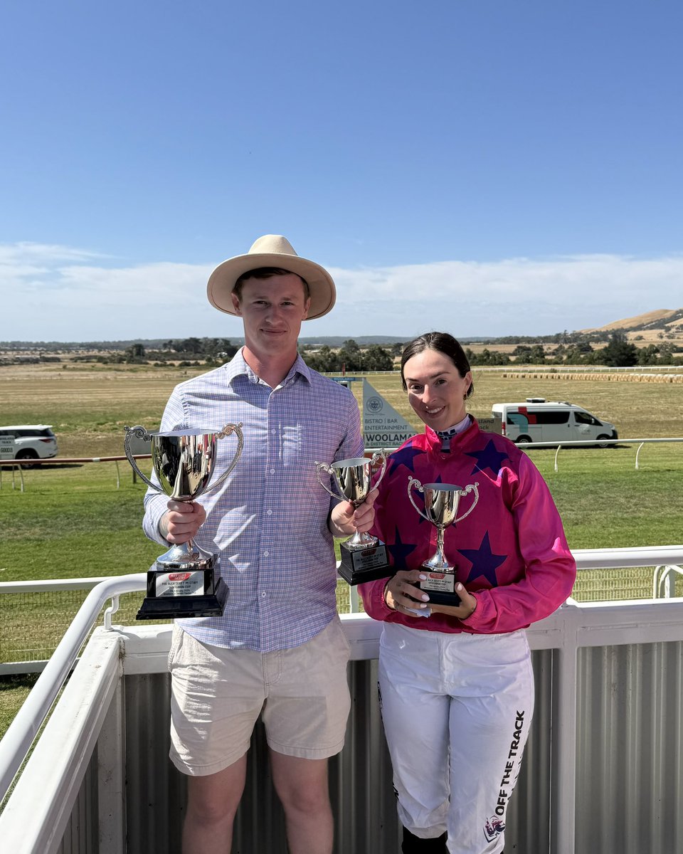 Country Racing tweet media