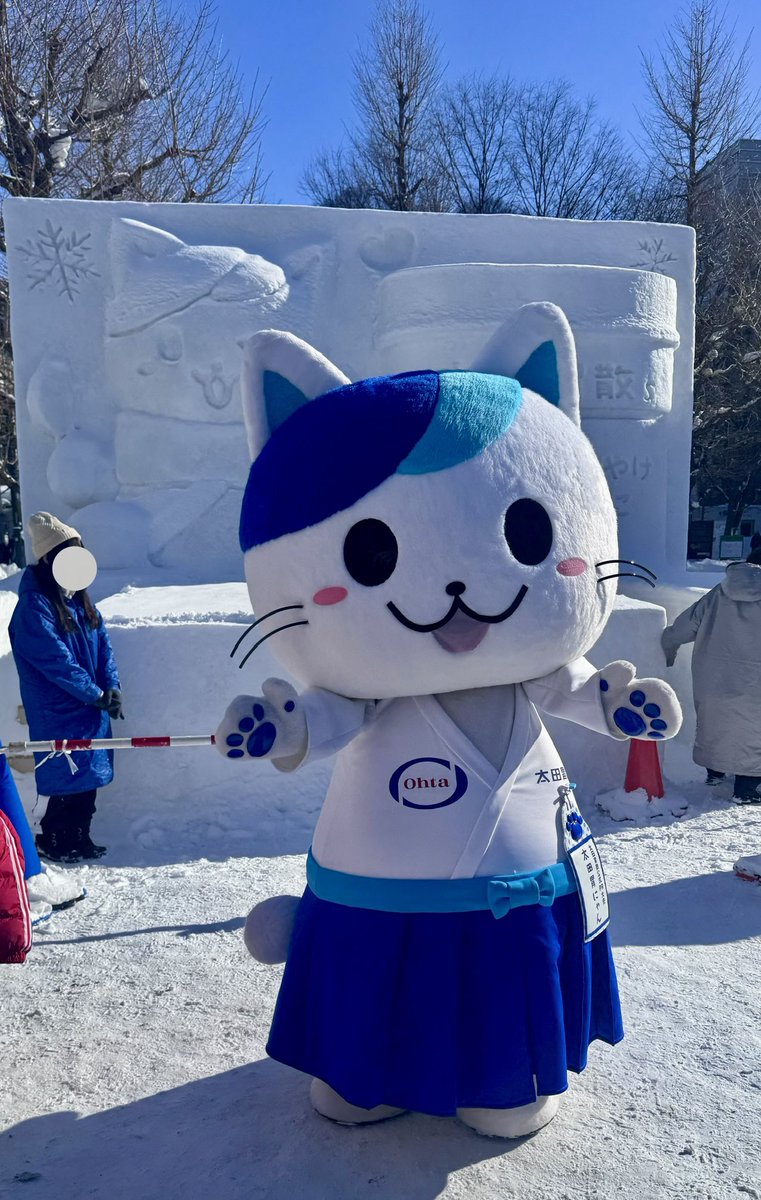 今日このあとは 🕒15:00 🕓16:00 🕔17:00 で登場する予定にゃん❣️🐈🐾