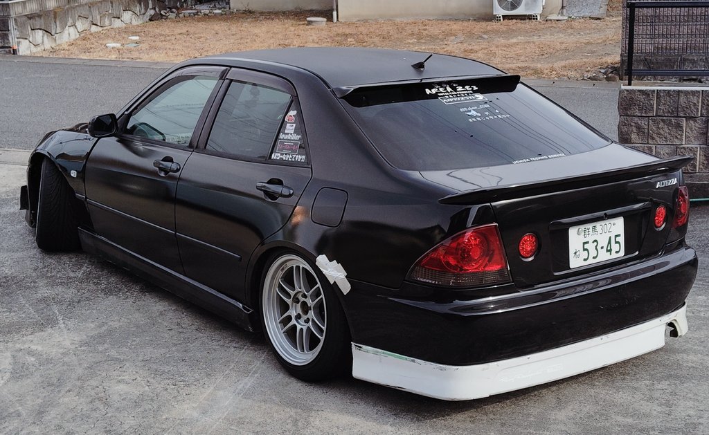 にっしー tweet media