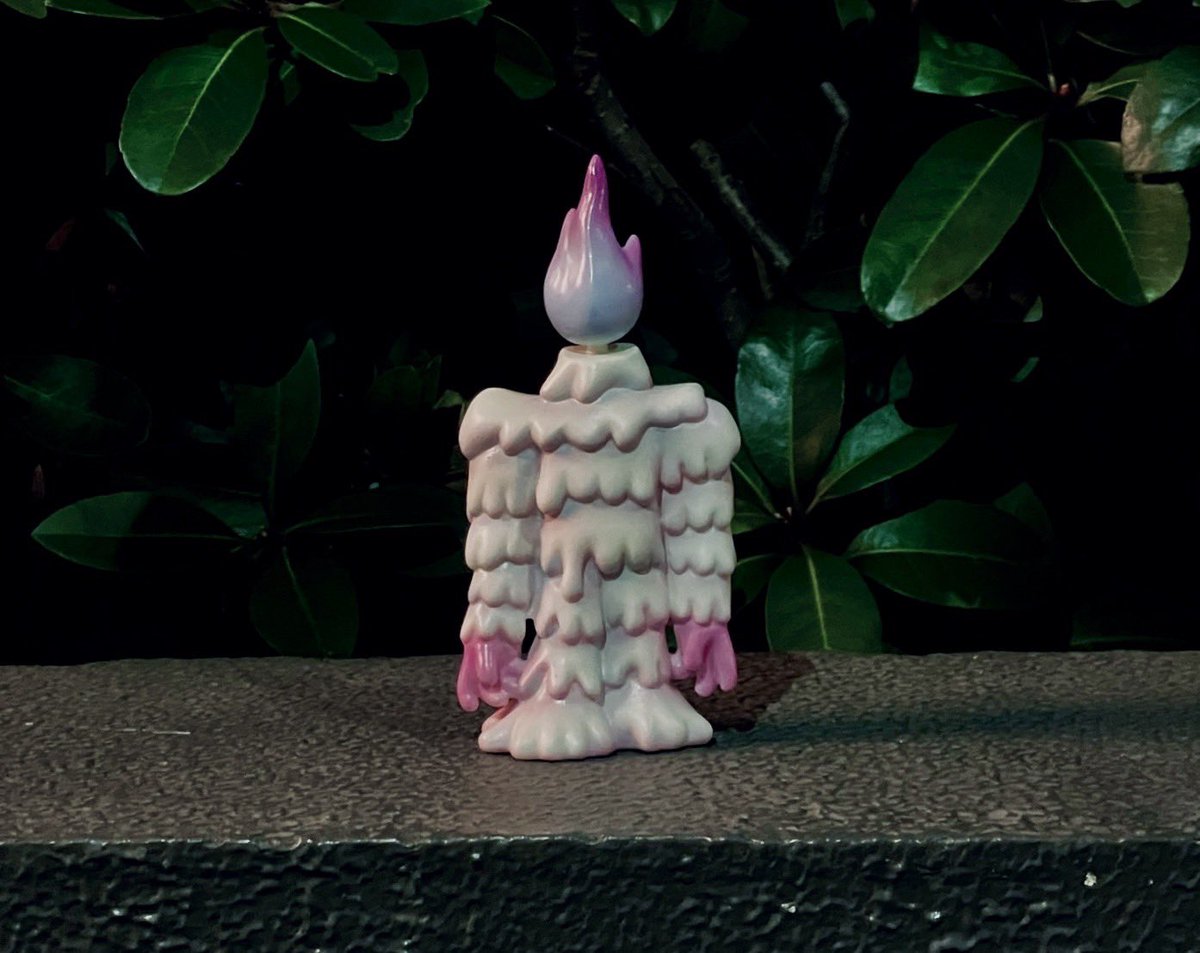 05white0alex21's tweet photo. 『紳士なロウソク』

🕯️ジェントルマン・キャンドル🕯️

彼は寡黙で実直、何より紳士なロウソク…。
あなたの毎日をやさしく照らしてくれるでしょう…。

………

2/8(来週日曜日)に幕張メッセにて開催されるワンフェスに出展します！

出展名🕯️boiboi
ブース番号🕯️2-09-02

#boiboi https://t.co/G3DHVasTaB