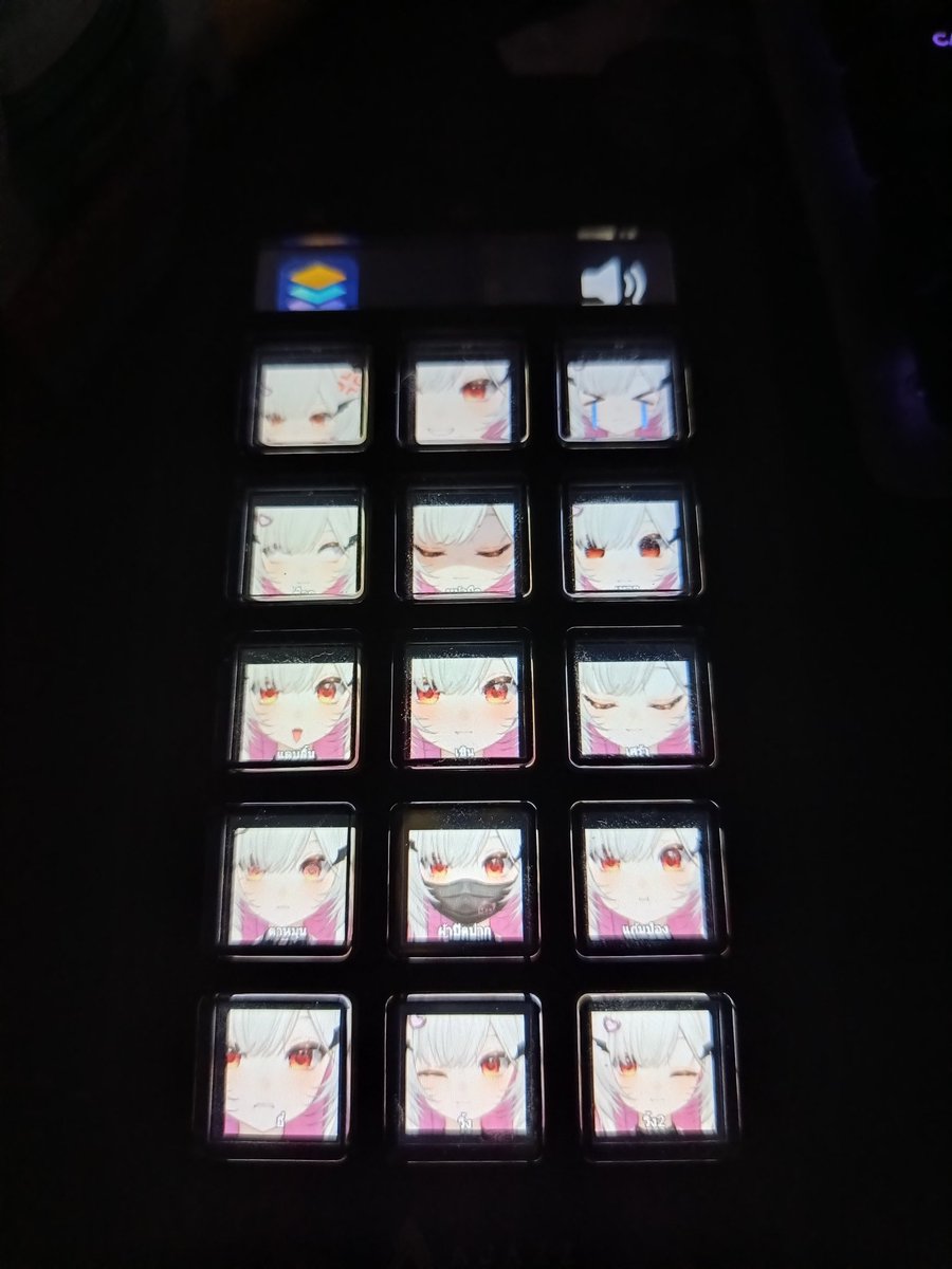 ใครมีแนวทางตั้งค่า steam desk  ไหมคะ ไม่รู้จะตั้งไว้ใช้ยังไงดี ตั้งอีโมทไปก็ไม่กดอีก 😂