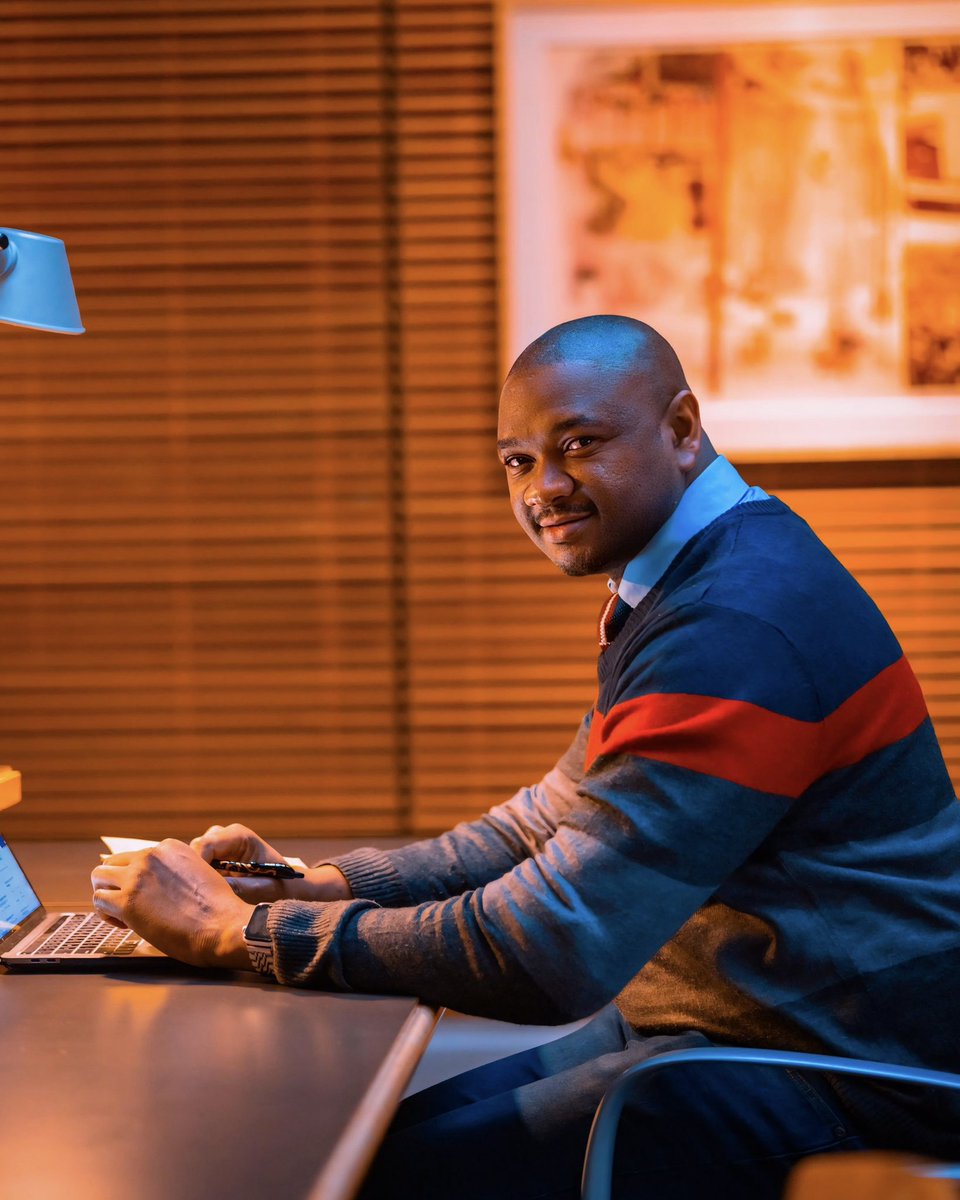 I declined two PhD offers for this reason, and I will do it again.

My first PhD application cycle ended with offers from 2 programs in the USA 🇺🇸.

On paper, they looked promising.

But both came with phrases you should treat as red flags:

→ “Once you get here, we’ll figure