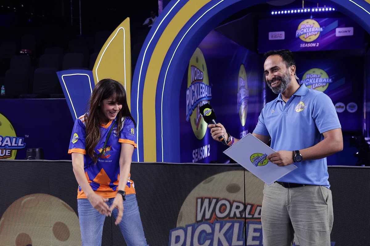 thearpitsharma's tweet image. Yeah, I see it now!

@geneliad with her abundance of energy and expression, is a delight to interview. 😍 you cannot stop smiling, even if you try.

#thearpitsharma
#anchor #host #presenter #emcee
#Genelia #Bollywood #sports #pickleball #mumbai #pune