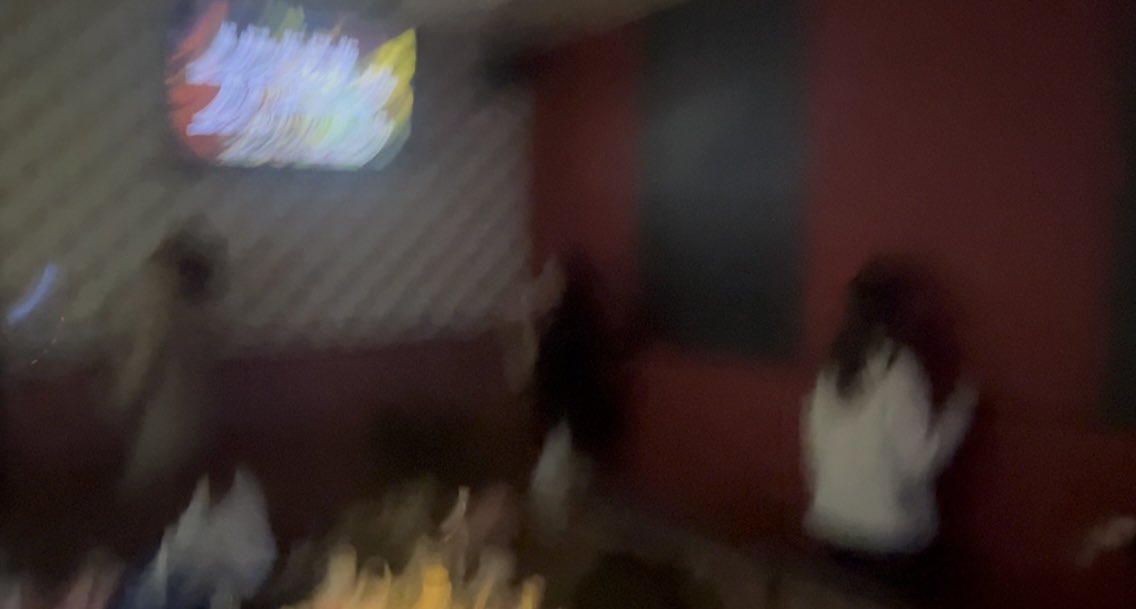 昨日は新年会の言うなの女子会カラオケ🎤
持ち寄りの手作りお惣菜美味しかったです。(私はスーパーの惣菜😂)
そして懐かしの歌から→盆踊り会場になるパターンだね🤣
今回はいつメンとはまた違うメンバーでの新年楽しかったです。
酔っぱのNねぇさんが可愛いすぎた☺️