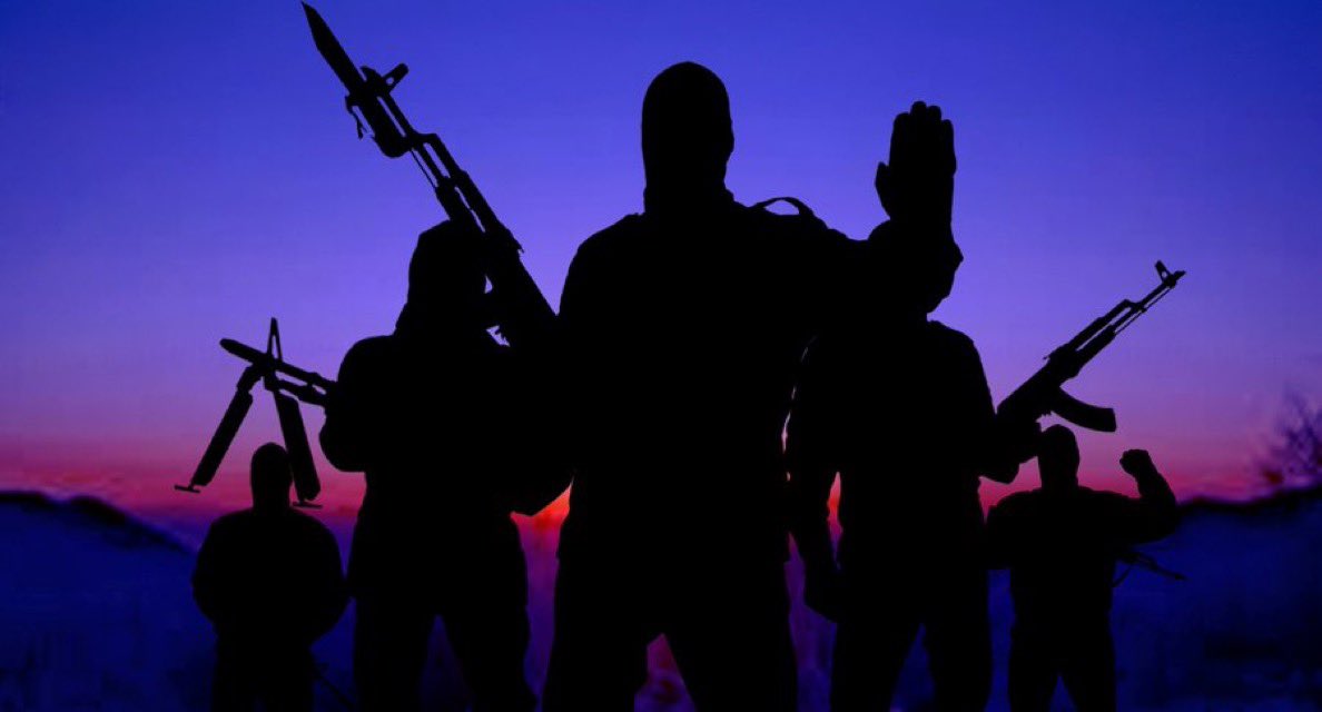 13 K+lled as G¥nmen Launch Fresh Att@ck in Benue

G¥nmen suspected to be herders have k+lled 13 people in a fresh att@ck on a community in Benue State. They stormed Anwase Market in Mbaikyor, Kwande Local Government Area.