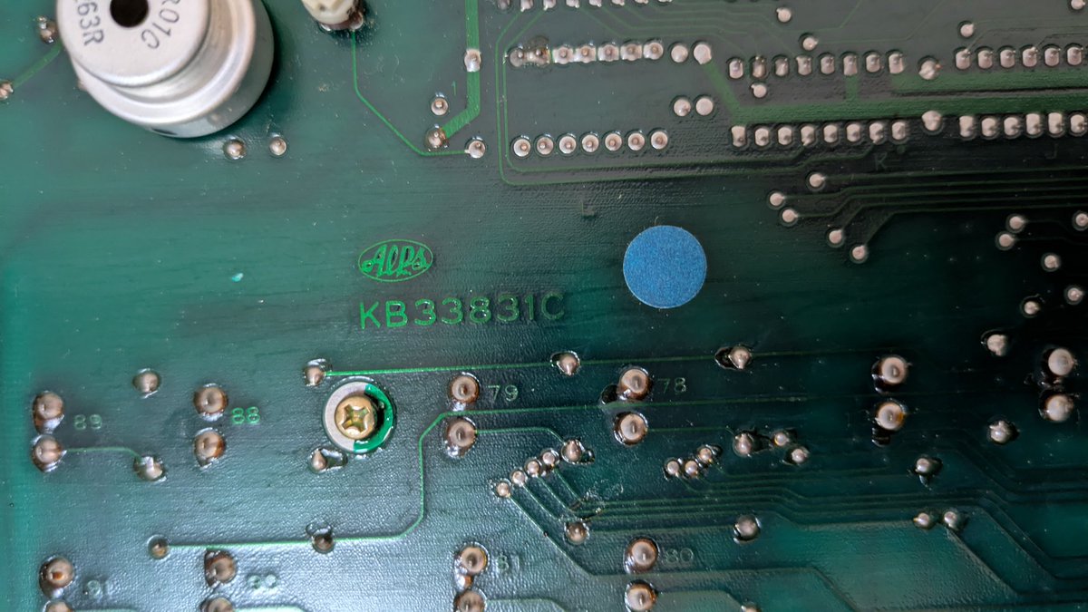 Toprenist tweet media