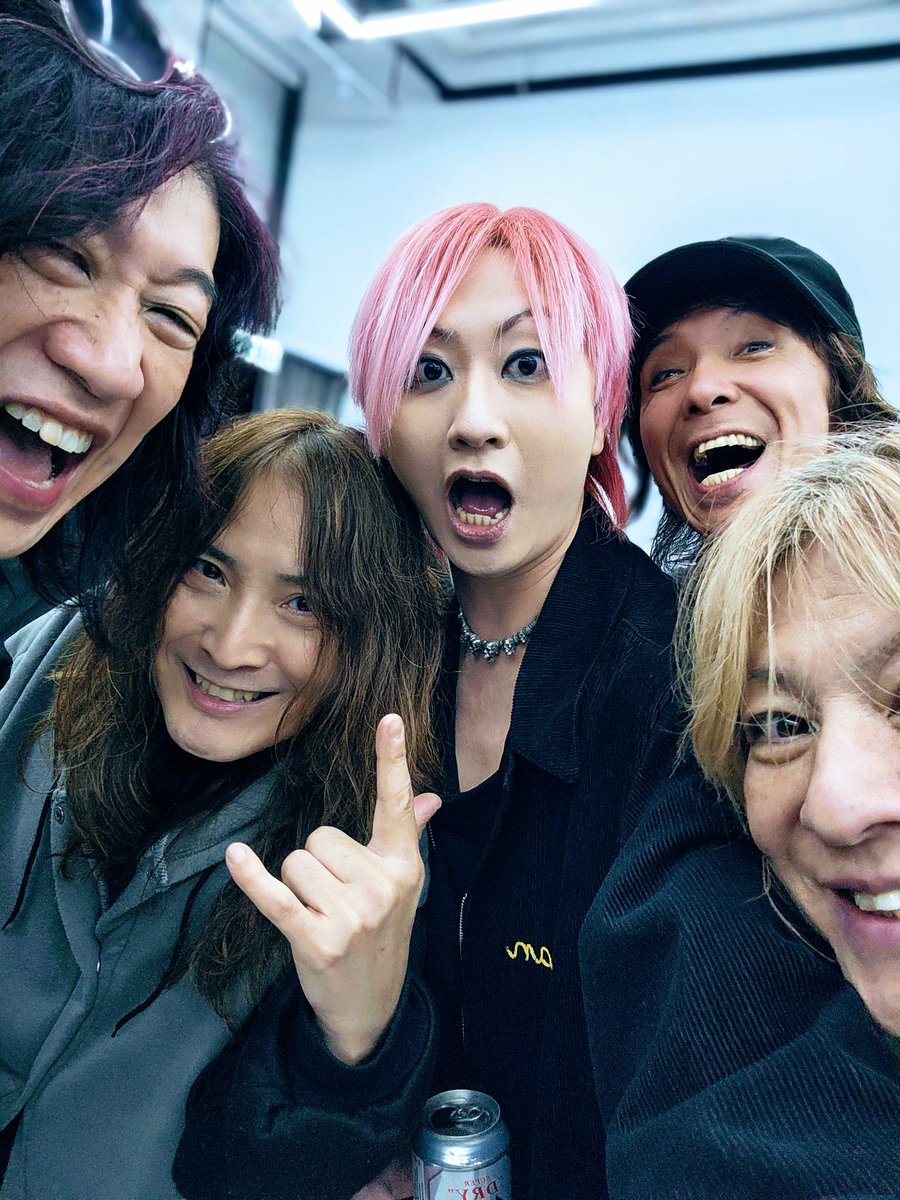 Misery_hode's tweet photo. SEX☆BLOOD Live in 香港!! 
ハイエナジーでエキサイティングなパフォーマンスを楽しみに行きました
ヘビーメタルは最高でした！🔥🤘 https://t.co/5idDe8gJX0