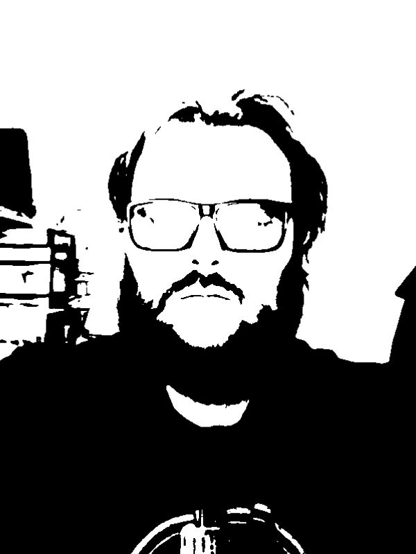 The picture I used for my current thumbnail I made back when I was in college. 

I think it's time, now after all these years of rediscovering this fun program, that I update my picture.

Original vs new.

Webcam Toy share.google/qiDPpFPOZNwyB7…