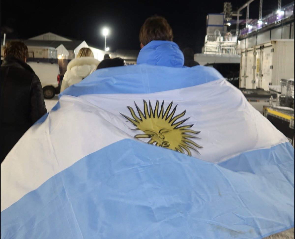 Argentina bien representada en los Juegos Olímpicos 🇦🇷👏🏻

Dios, patria y familia