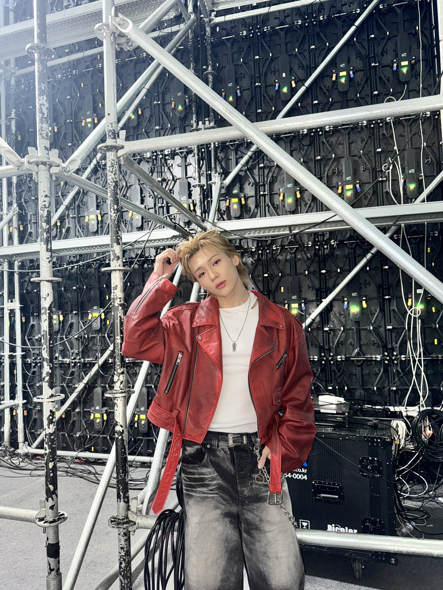 TNX_twt's tweet photo. adlielos🔥❤️

#TNX
#천준혁 #JUNHYEOK https://t.co/bDhYuoZfpR
