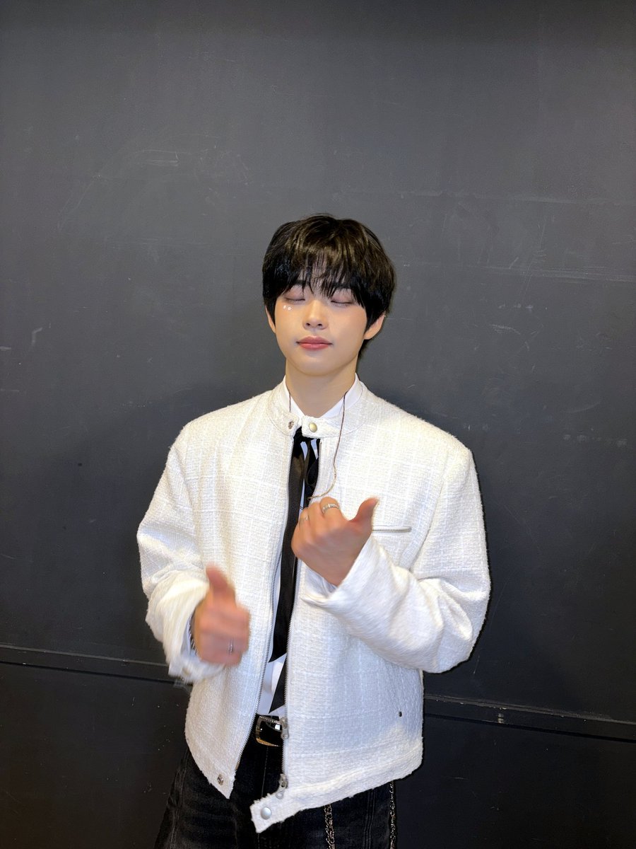 TIOT_NOW_JPN's tweet photo. [#シンイェチャン]
札幌の雪···の花💕

#TIOT #MY_PRIDE
#신예찬 #SHINYECHAN https://t.co/GPGkSd7o9S