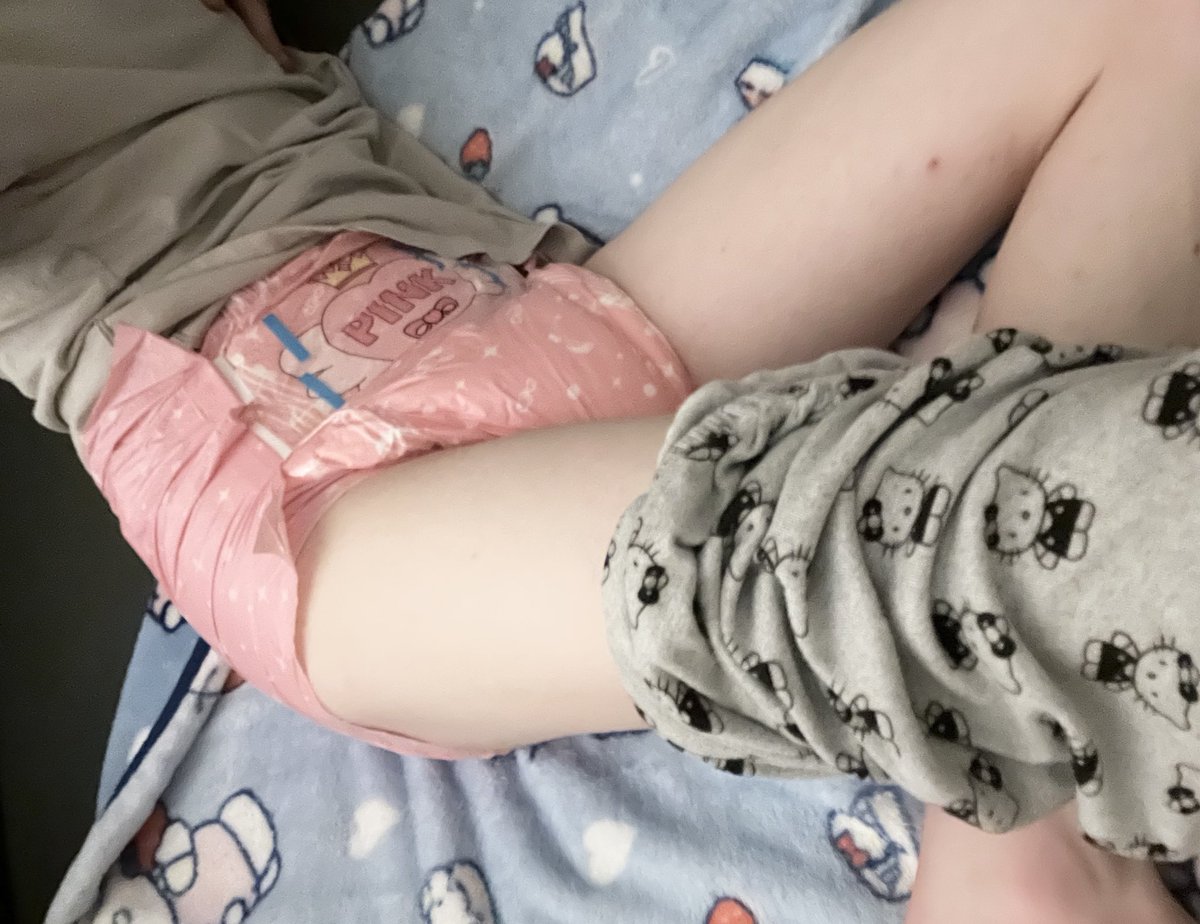 new diaps from <a href="/CutiePlusU/">CutiePlusU</a> !!!