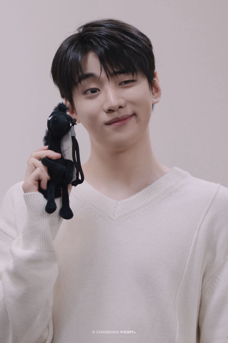 260207 𝗘𝗩𝗘𝗥𝗟𝗜𝗡𝗘
PREVIEW | 🤍

#재찬 #JAECHAN #DKZ #디케이지