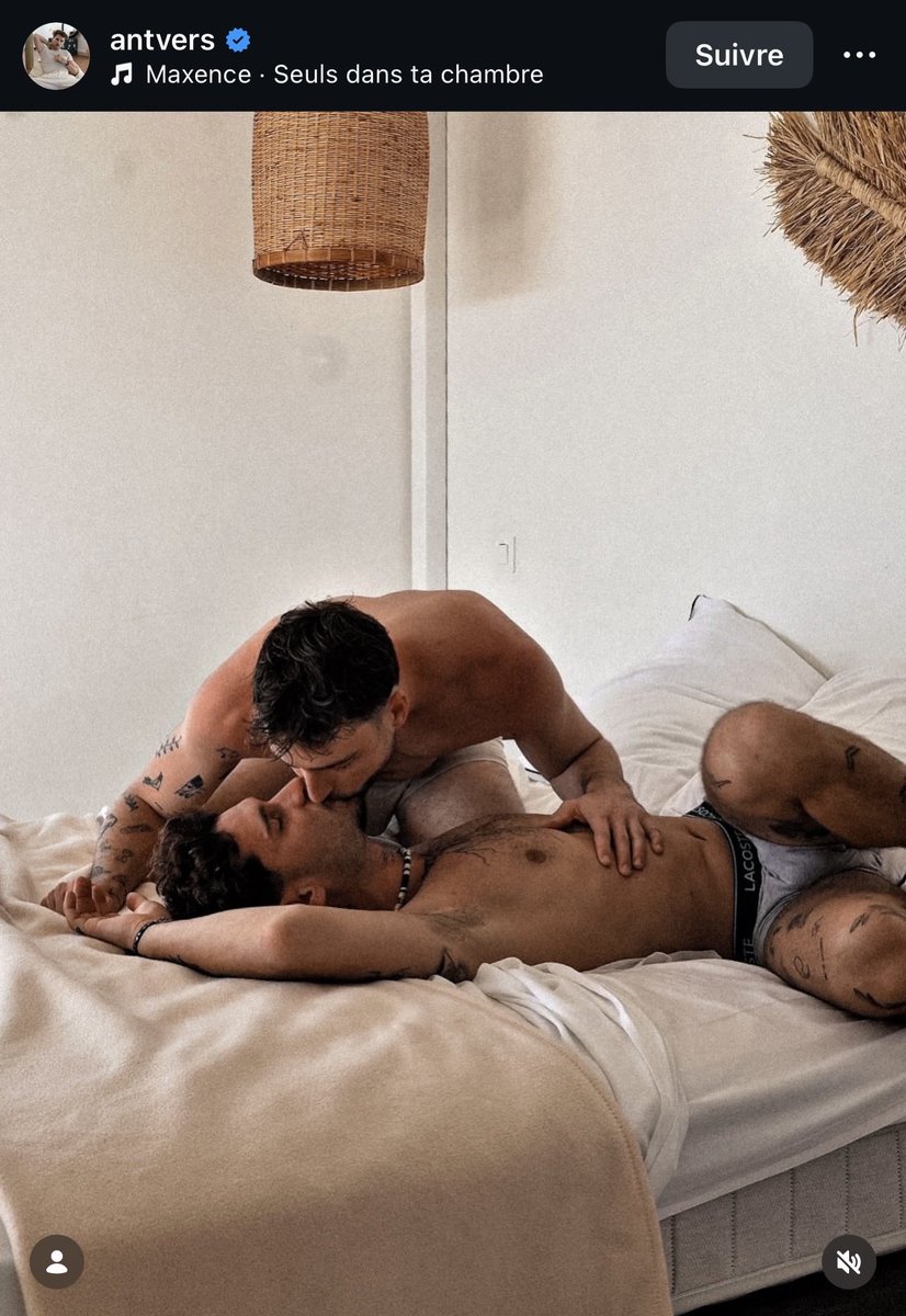 blvr_13's tweet photo. Les 2 anto 🥵 https://t.co/5gyxJpl4FQ