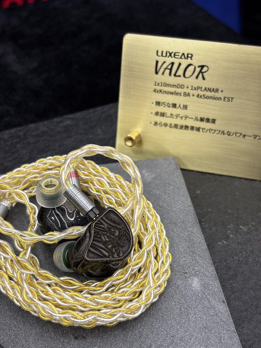 ろい (@seventhgaia) / Posts / X