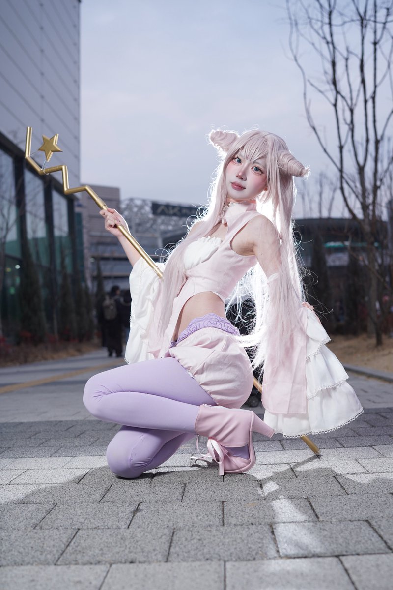 Sakurafall83's tweet image. 찰칵📷
유니버스 마켓 (2026.01.18)
모델 : 에테르 님(@ether0160)

#코스프레 #cosplay
#コスプレ #유니버스마켓
#かつて魔法少女と悪は敵対していた
#深森白夜
#일찍이마법소녀와악은적대하고있었다
#미모리바쿠야