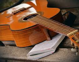 PeteWriting's tweet photo. #Writer #Poetry #WritingCommmunity #Scribblings 

Today's clickety clicks😉  

5. Guitar. Poetry.  

An old guitar with a secret. #FHole #Acoustic #SixString #SteelAndGlass 

https://t.co/zegOJ1MYJw https://t.co/4MMQjmITkQ