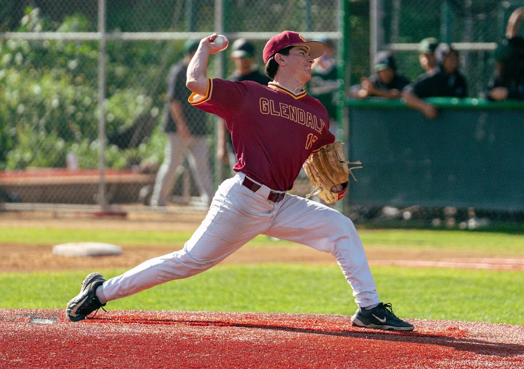 Vaqs take final game of series versus Chaffey 17-4.  Lyons 3-5 4R 3SBs; Carafotes 3-6 2RBI; Lozano 2 2Bs 3RBI; Bang homers in back-to-back games 💥💥 adding a 2B and 4RBI.

Trainor 4IP 1ER 0BB 3K 🤕 🚂
 
Banuelos 4IP 1ER 0BB 7K.