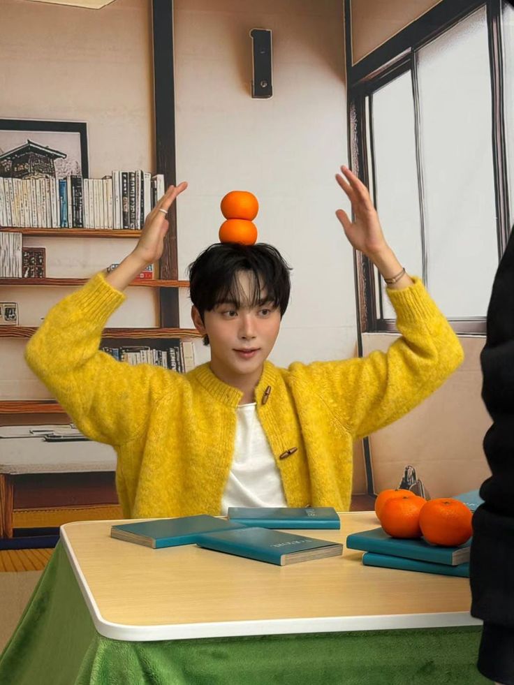 ㅤ

Turns out orange blush can look good.
I had to put my trust in our MUA today. 

Why am I posing with tangerines? 
Well— I don't really know. 
We're preparing a fruit themed display next week and I happened to be there. 

Hope it turns out okay.

Good aftie! 
ㅤ