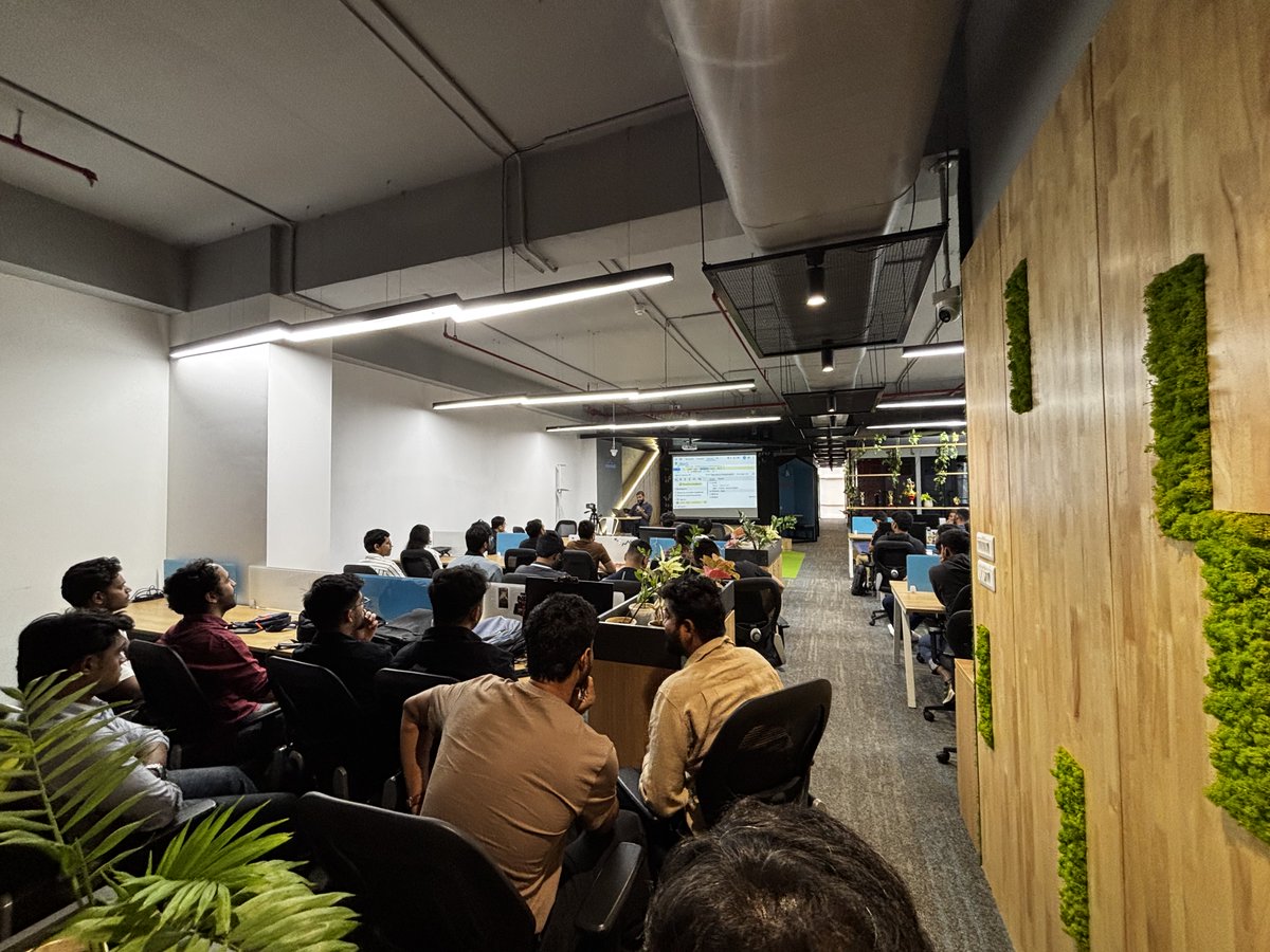 React Mumbai tweet media