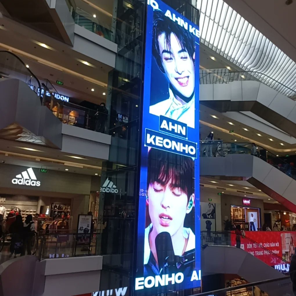 DuyenArmy29's tweet photo. My valentine
#KEONHO #건호 https://t.co/EA63RpYShT